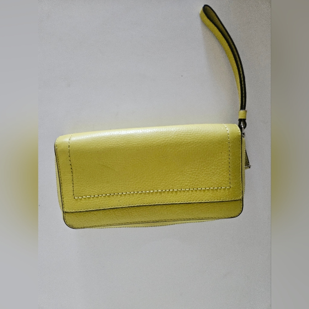 EUC Coach Neon Green Duo Accordion Zip Wallet Wristlet Clutch w/ Many Card Slots